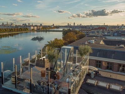 Central Penthouse with Private Rooftop Terrace