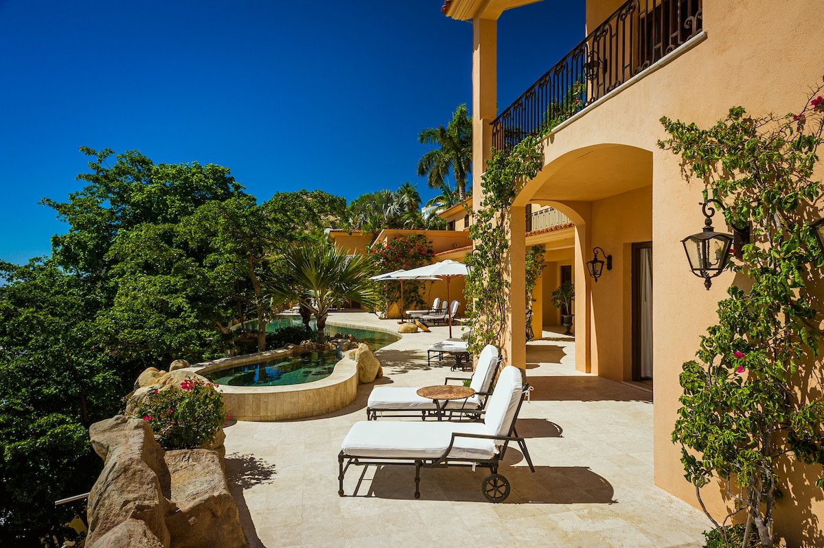 Casa Luca Pedregal gallery image 3