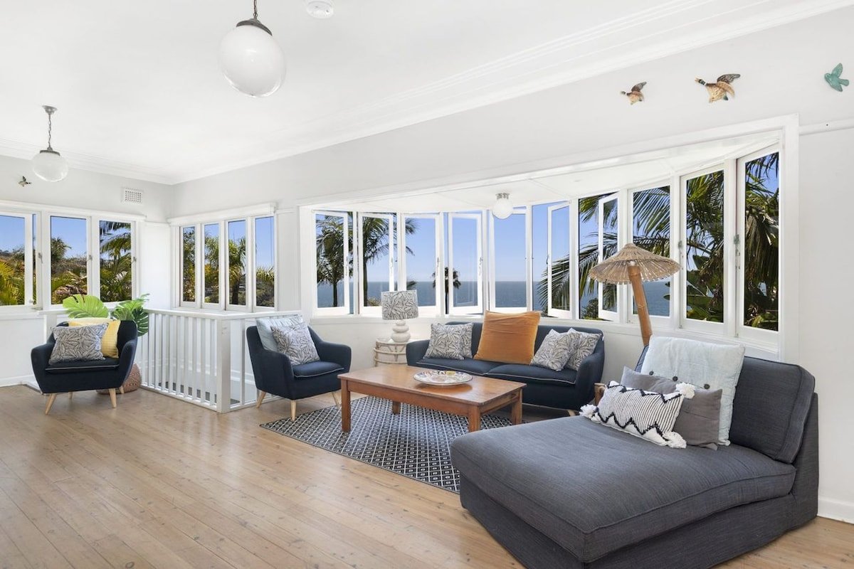 Coral Tree Cottage by Palm Beach Holiday Rentals gallery image 5