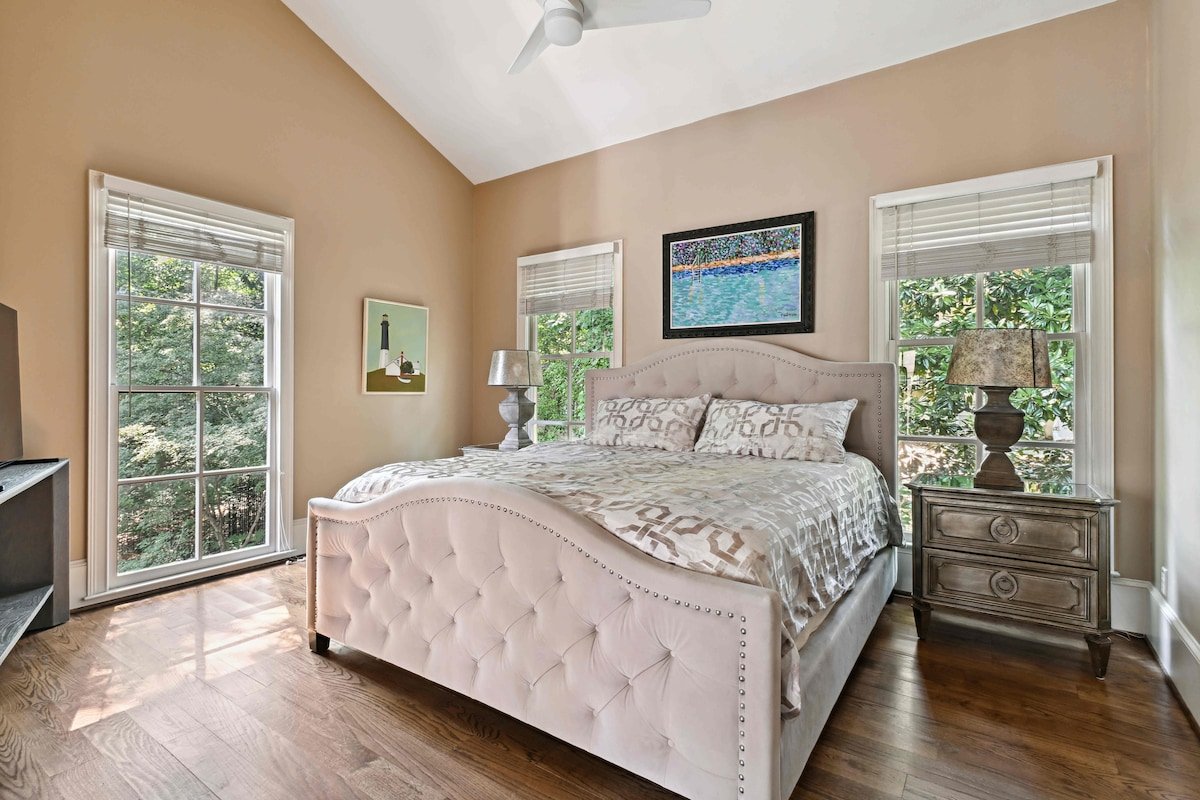 Midnight Monarch – Designer Gem, Pool, & Garden gallery image 5