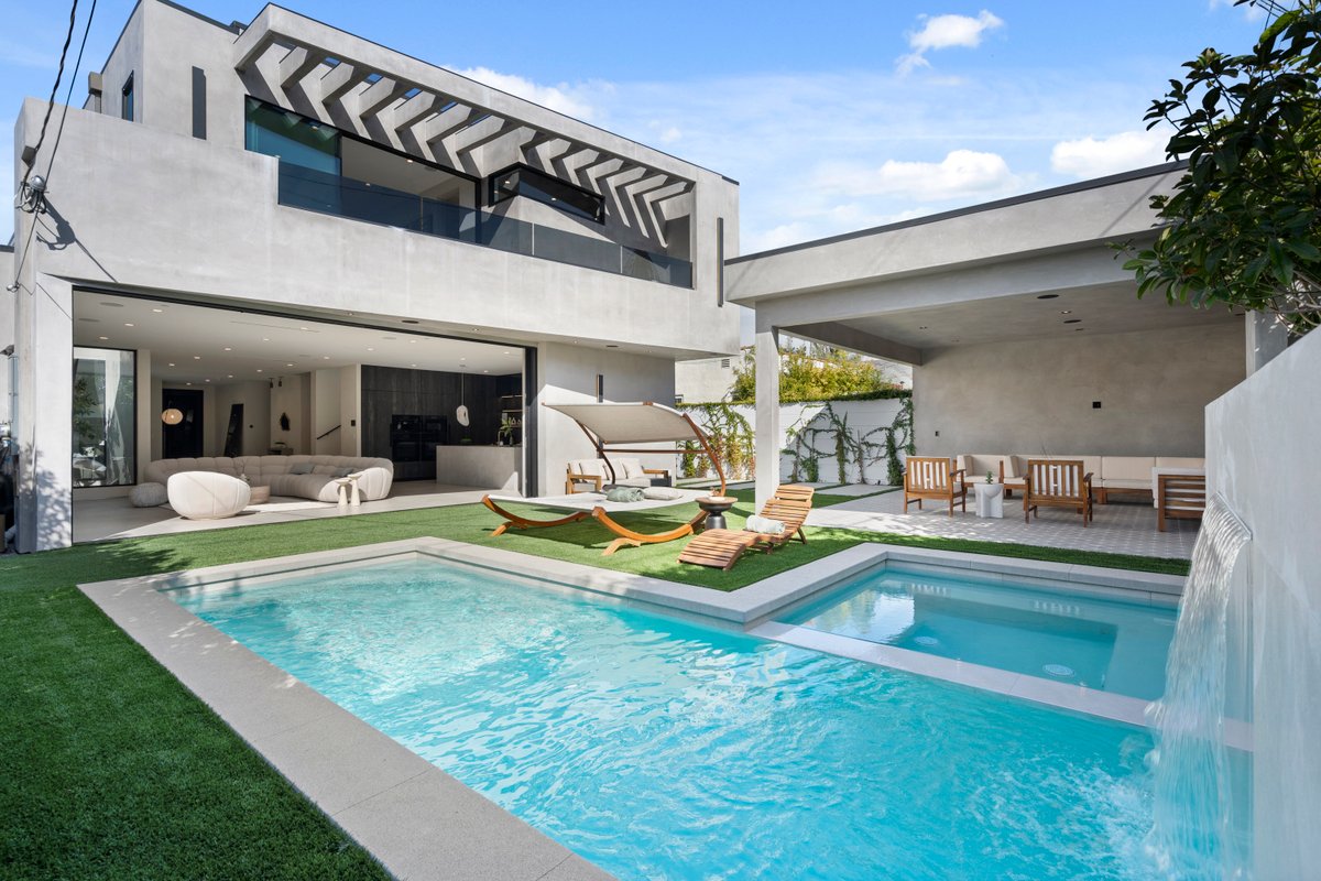 Modern Jewel • 5BR Oasis w/ Pool & Hot Tub