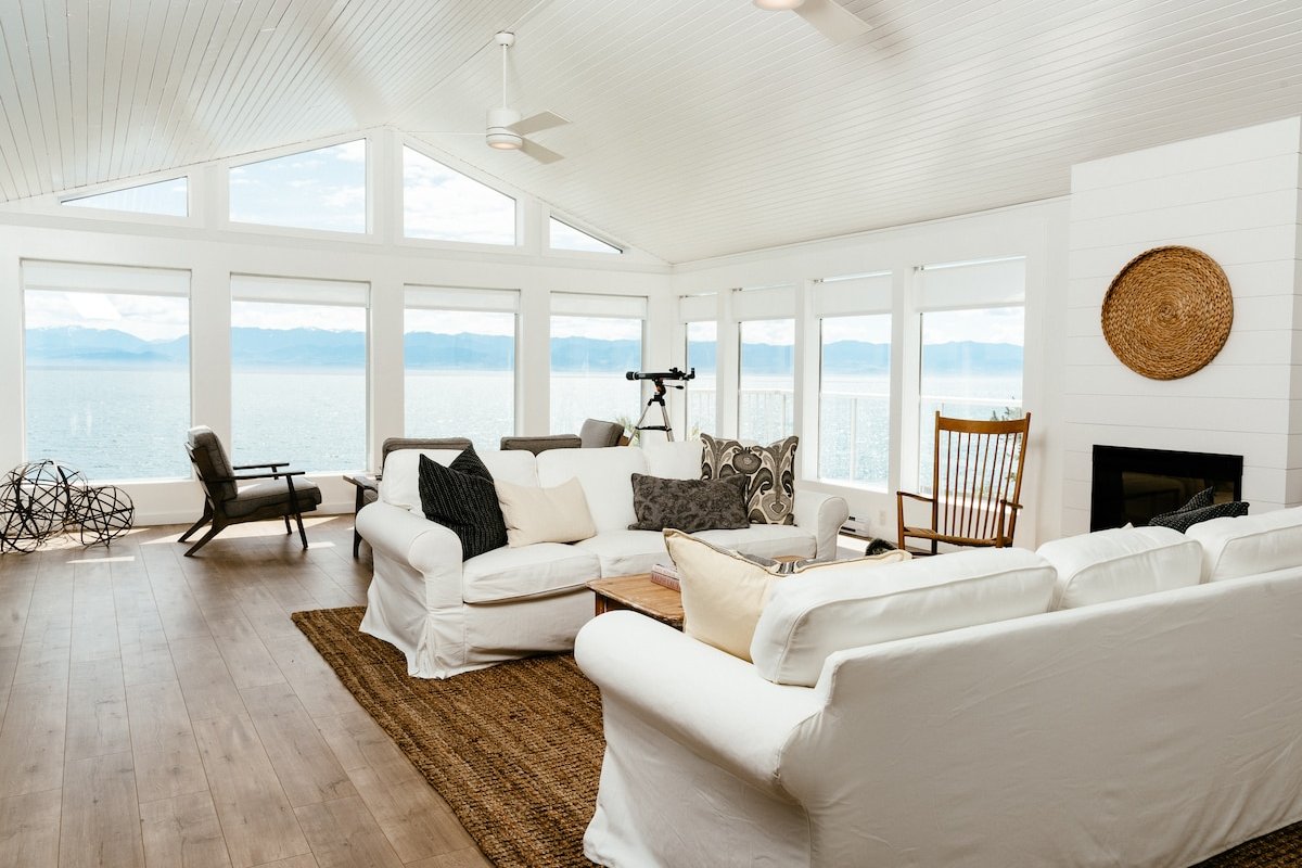 Luxury Oceanfront House – The Cove at Otter Point gallery image 5