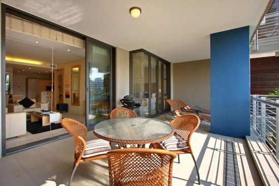 Photo 5 of Juliette 102 accommodation in V&A Waterfront, Cape Town with 1 bedrooms and 1 bathrooms