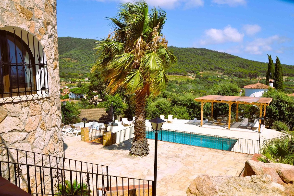 Villa los Primos 12 pers. villa Costa Brava gallery image 3