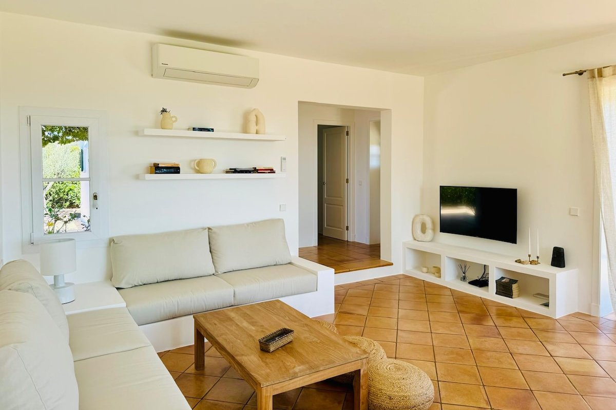 Villa en Primera Línea de Mar by Encloa Menorca gallery image 5