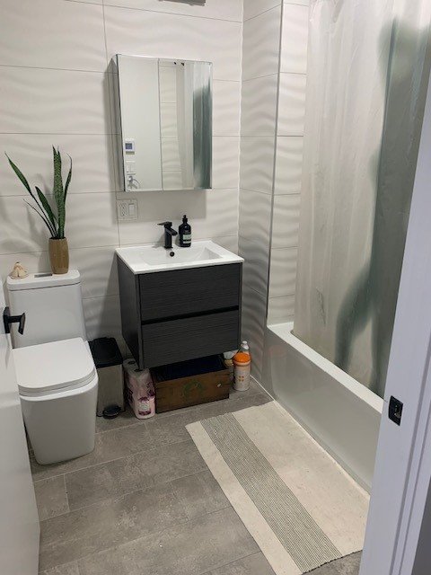 Lovely 3 bed condo in Bushwick/Ridgewood area gallery image 3