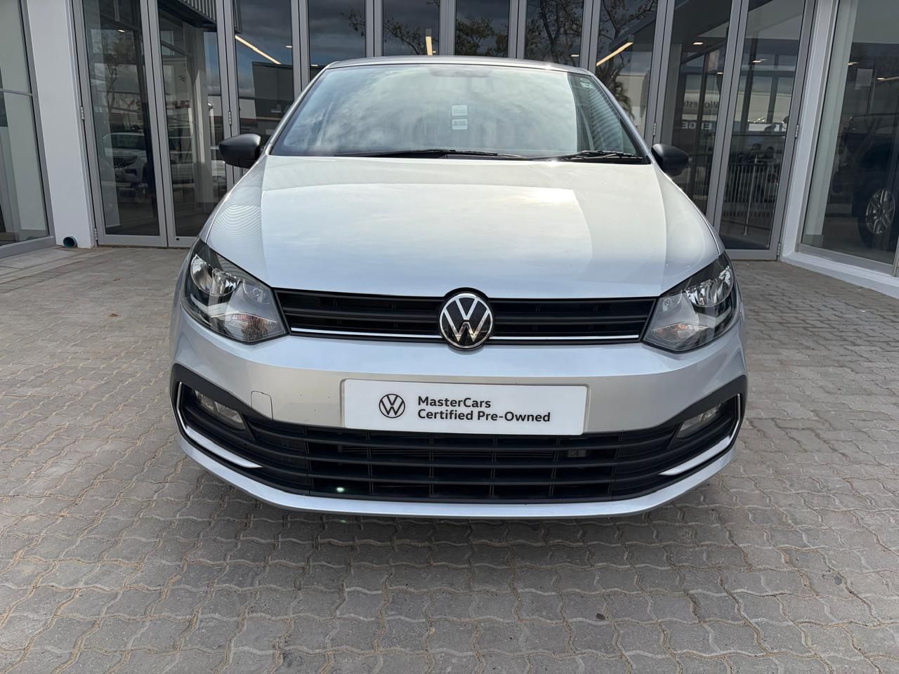 VOLKSWAGEN POLO VIVO 1.4 for Sale in South Africa