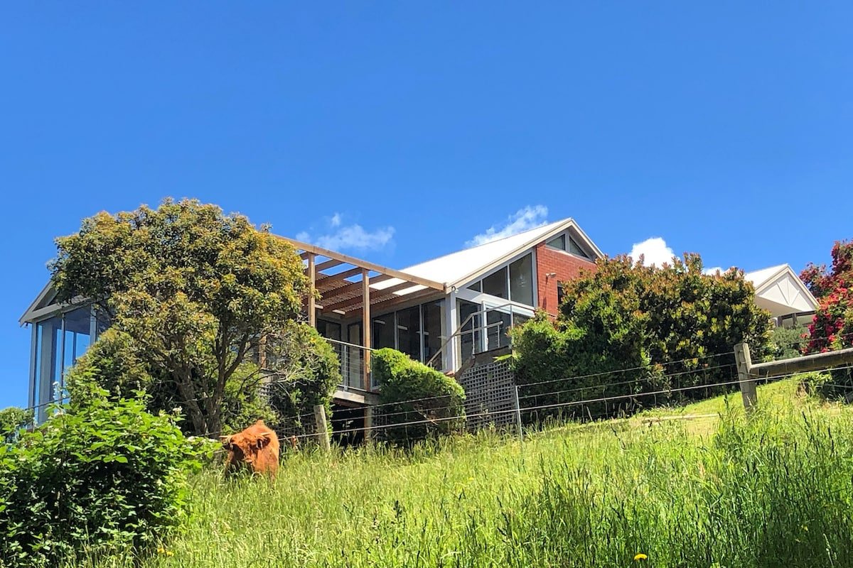 The Bay House, idyllic farm retreat by the ocean gallery image 4