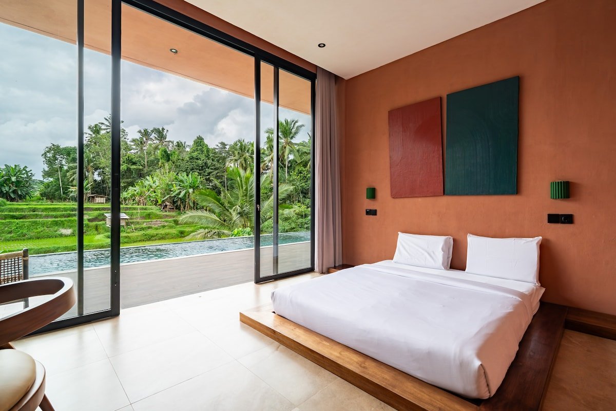 Casa Sanding: Ubud Family 4BR Villa w/Pool & Spa gallery image 3