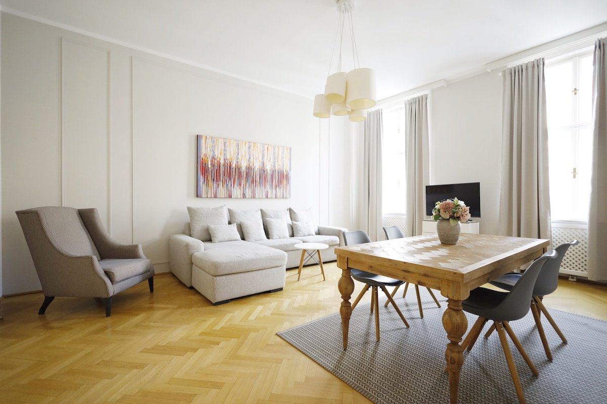Marvellous Apartment near Karlsplatz – Apt 18 gallery image 5