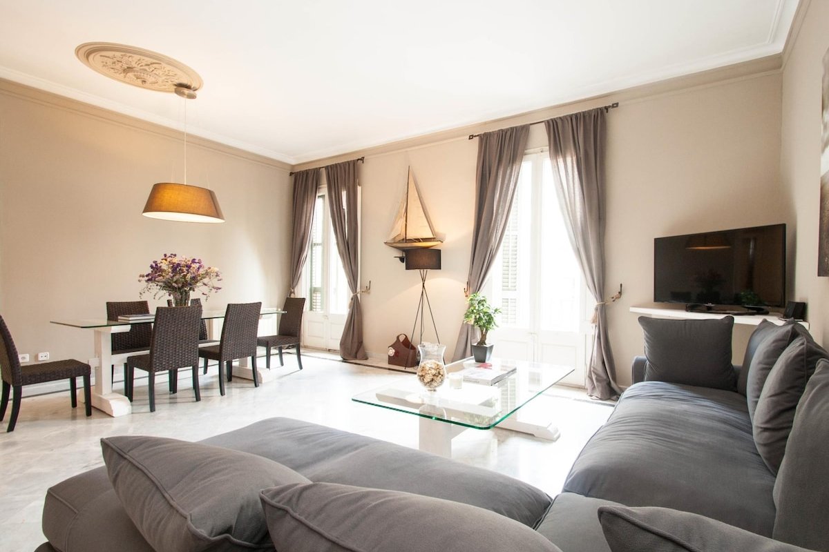 Luxury three bedroom apartment gallery image 2