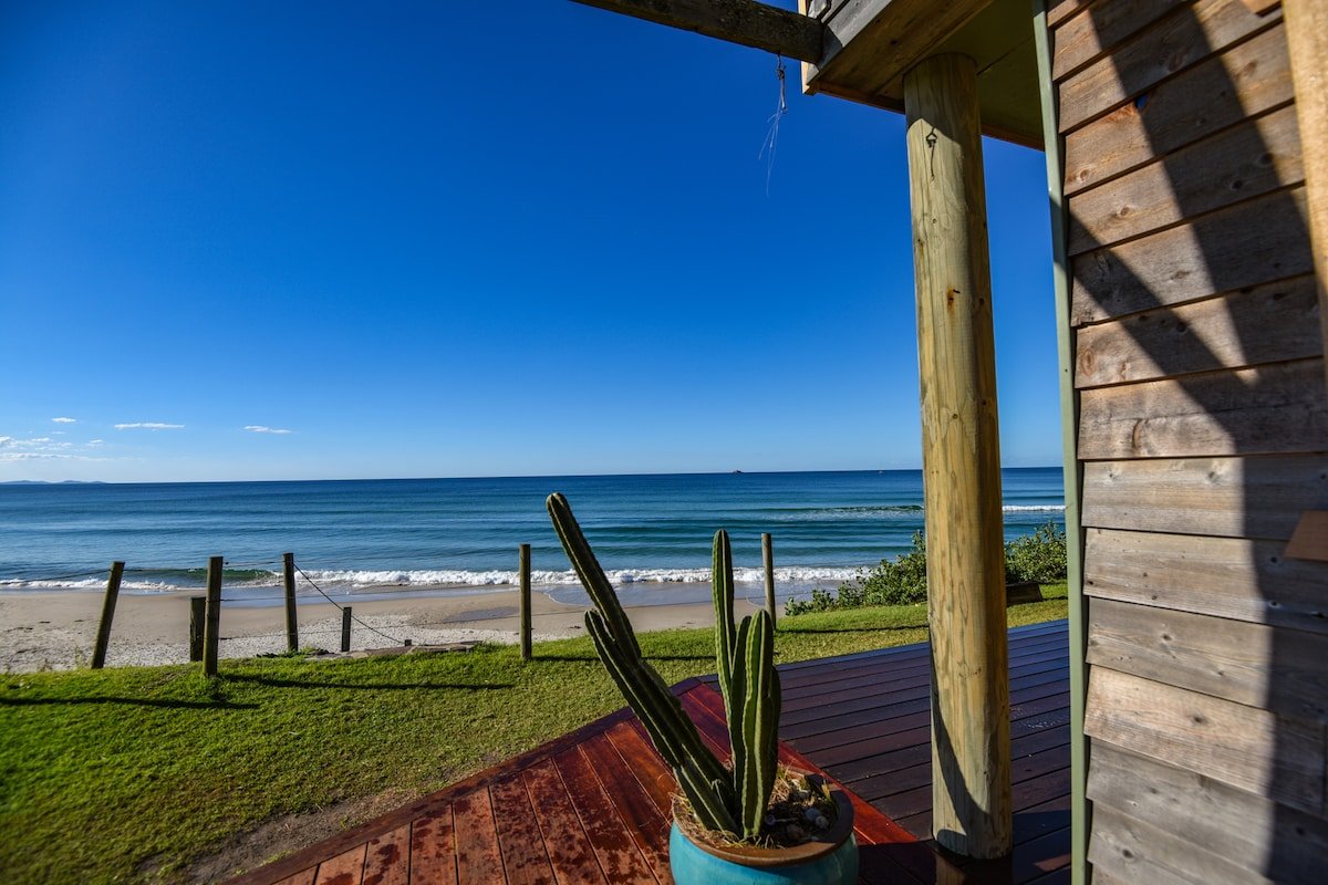 Beaumonts Beach House and Apartment on Belongil gallery image 2