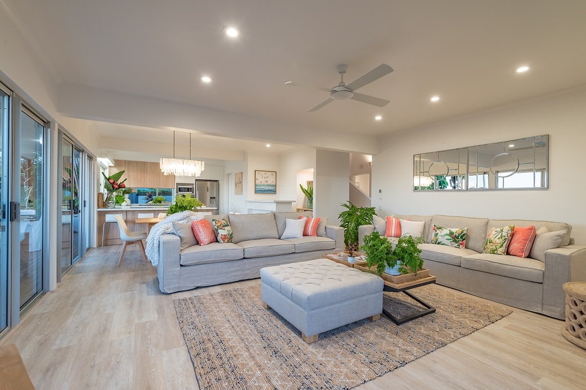 NOOSA HILL HOLIDAY HOUSE – JUST BREATHTAKING gallery image 3