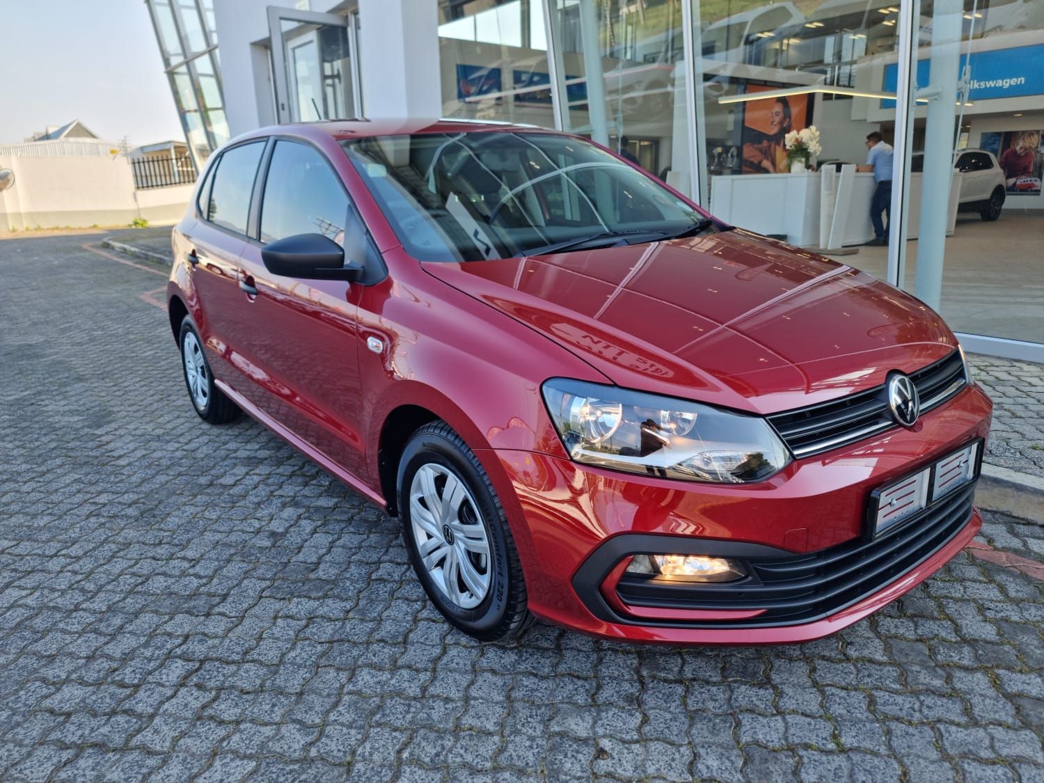 VOLKSWAGEN POLO VIVO 1.4 for Sale in South Africa