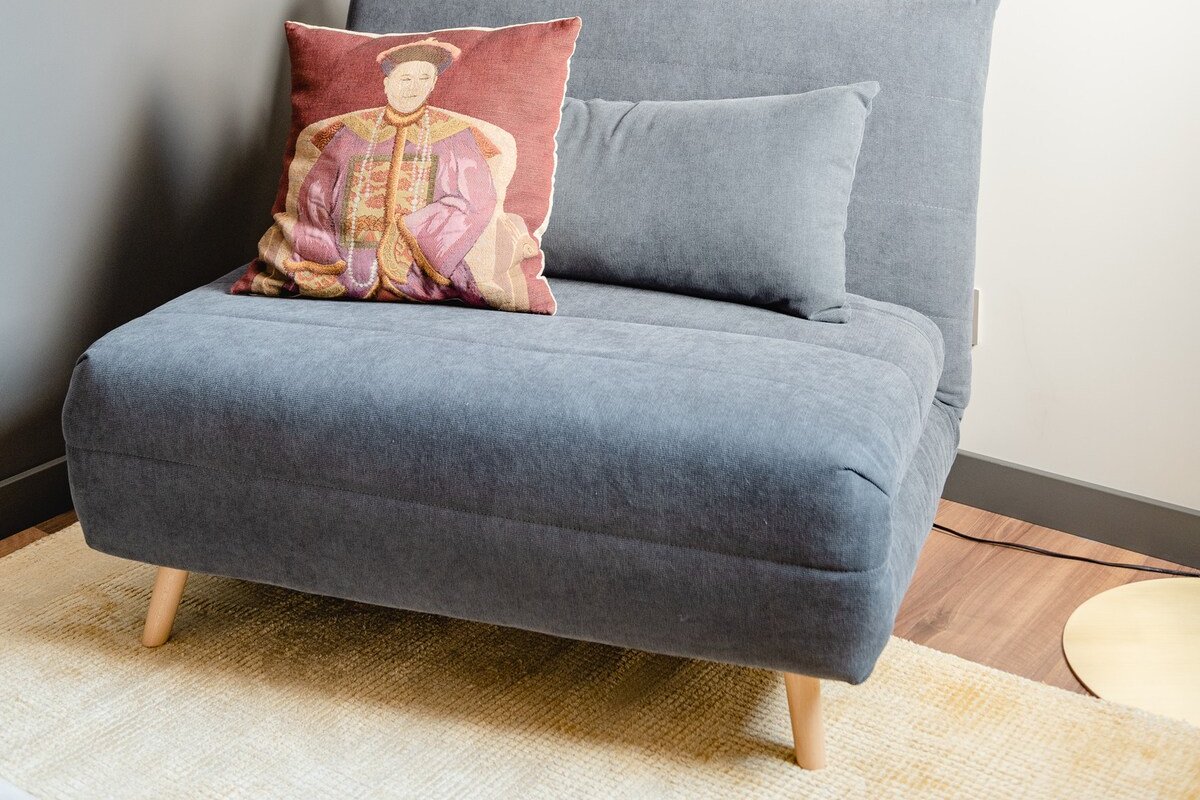 Chic, Sophisticated Gem in Eixample gallery image 4