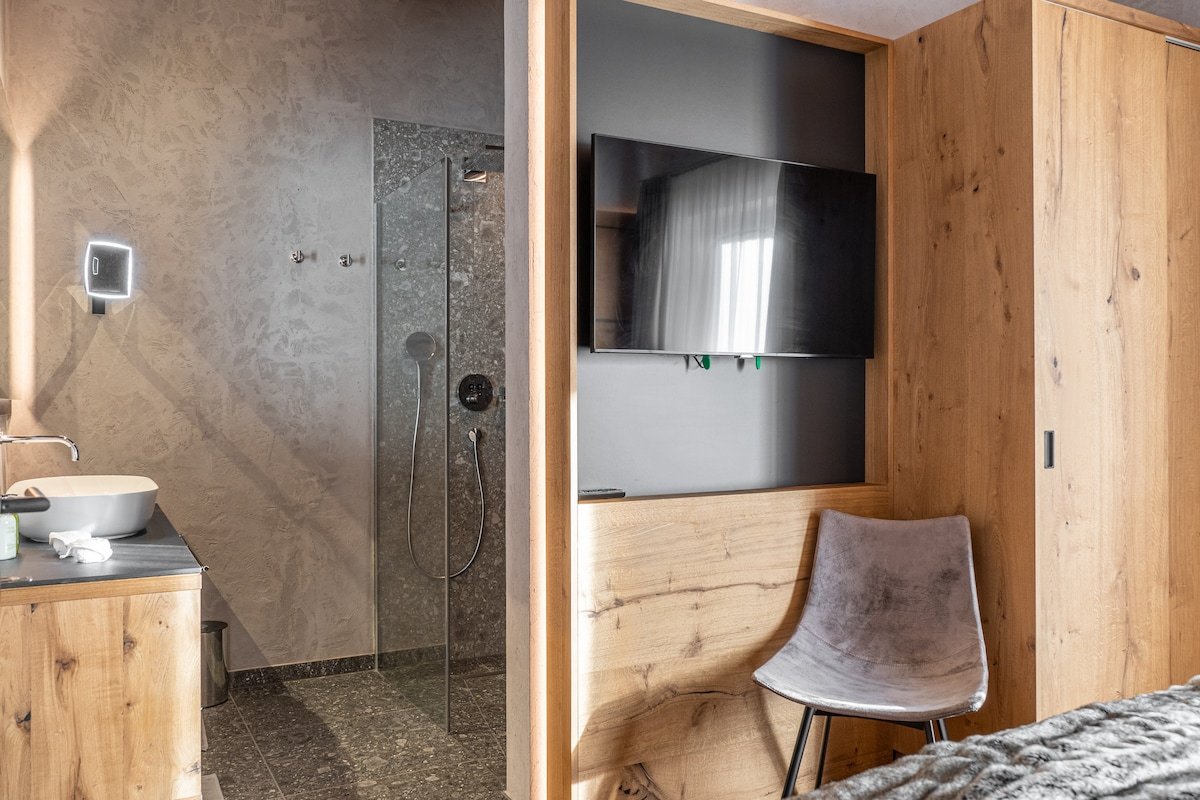 Purest Paradise gallery image 4