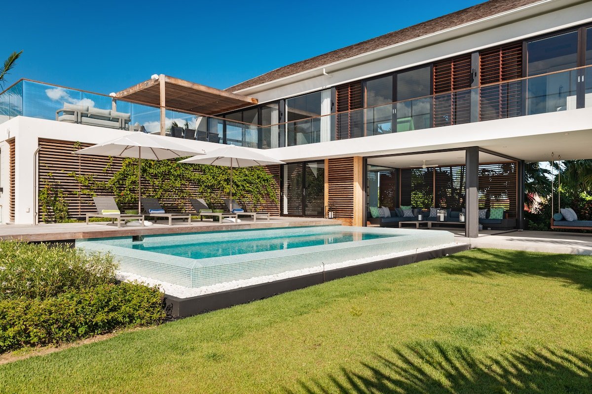 Aqua Verde gallery image 2