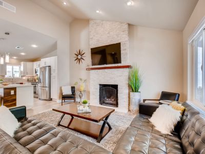 4BR Private Home with Pool