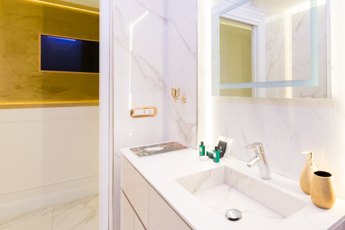 The Luxury Penthouse Apartment at Spanish Steps gallery image 4