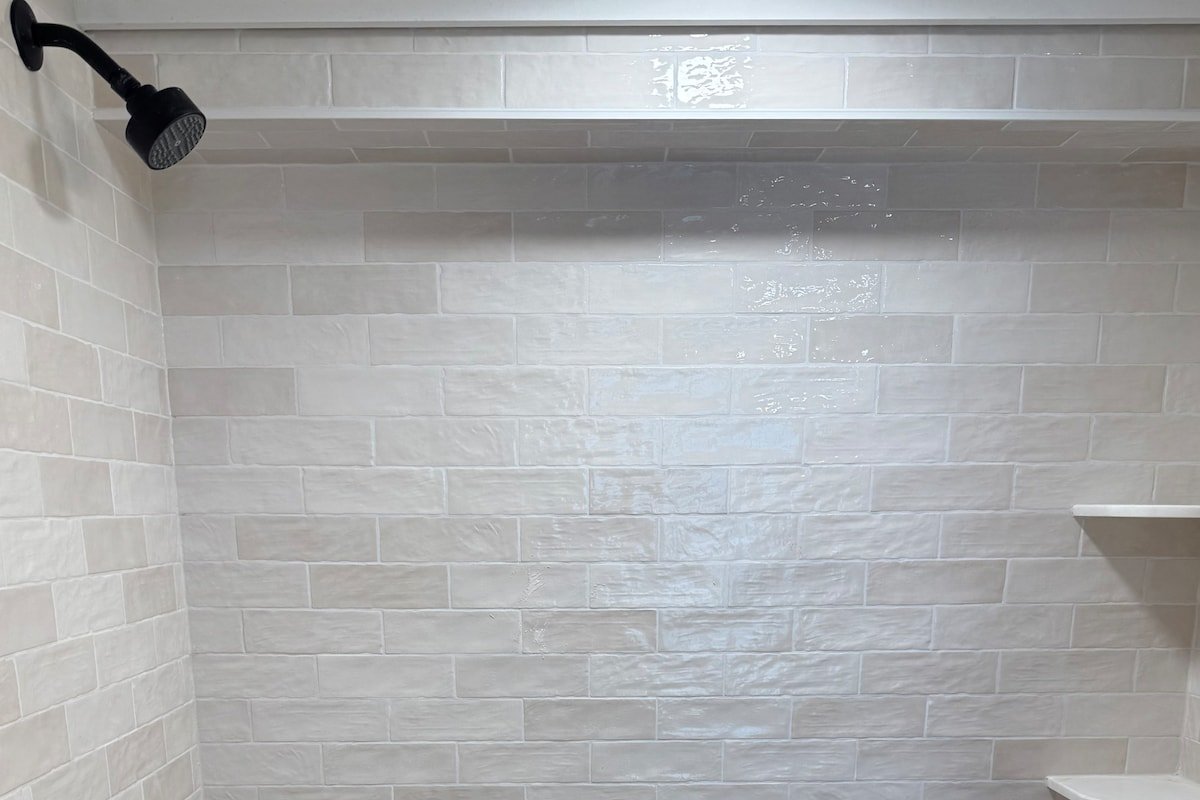 6 bedroom, 2 kitchen beach house, 0.4 mi to beach! gallery image 5