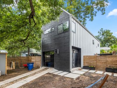 Walkable! Huge Modern House – 9 real beds