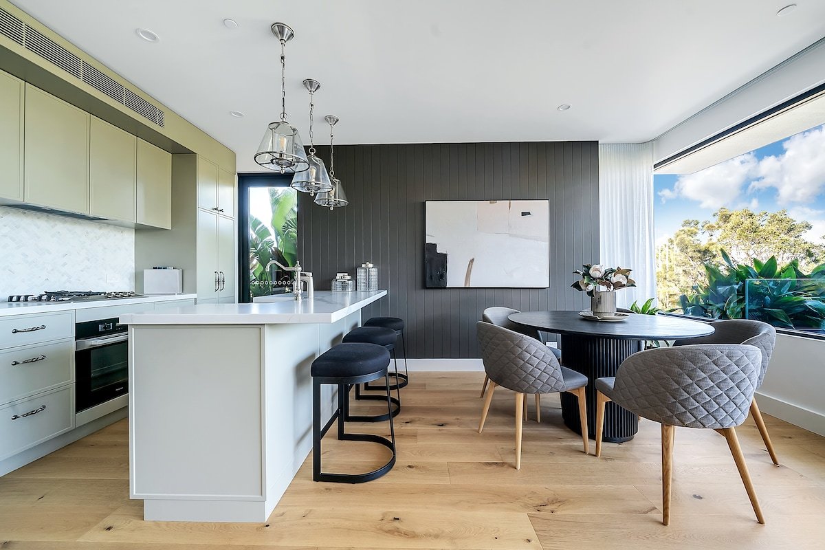 Penthouse with Ocean & Long Reef Golf Course Views gallery image 4