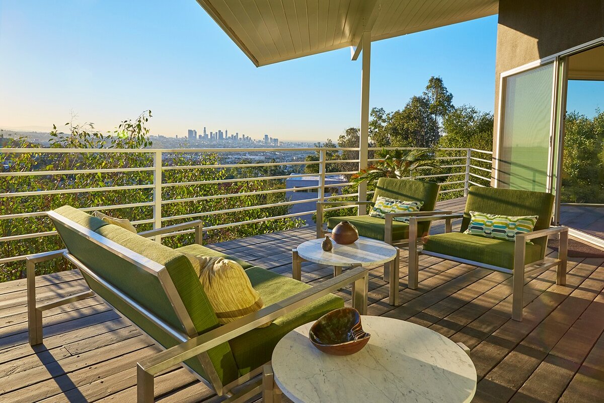 Modern Hollywood Hills Celebrity Hideaway gallery image 2