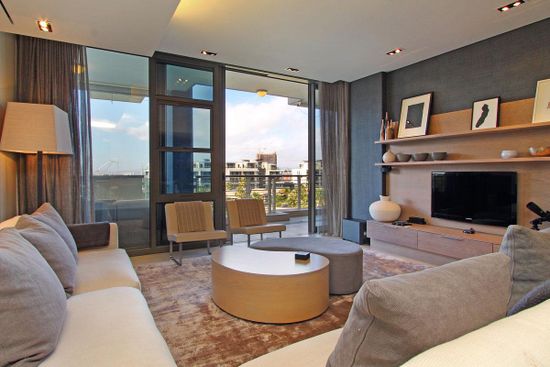 Photo 5 of Kylemore 409 accommodation in V&A Waterfront, Cape Town with 2 bedrooms and 2 bathrooms