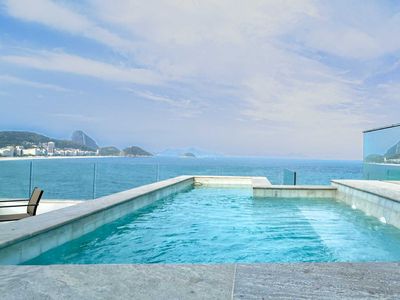 Penthouse with 3 suites and private pool