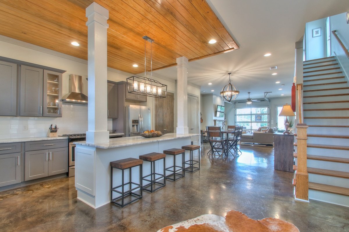 PoolThirty – Great backyard gallery image 4