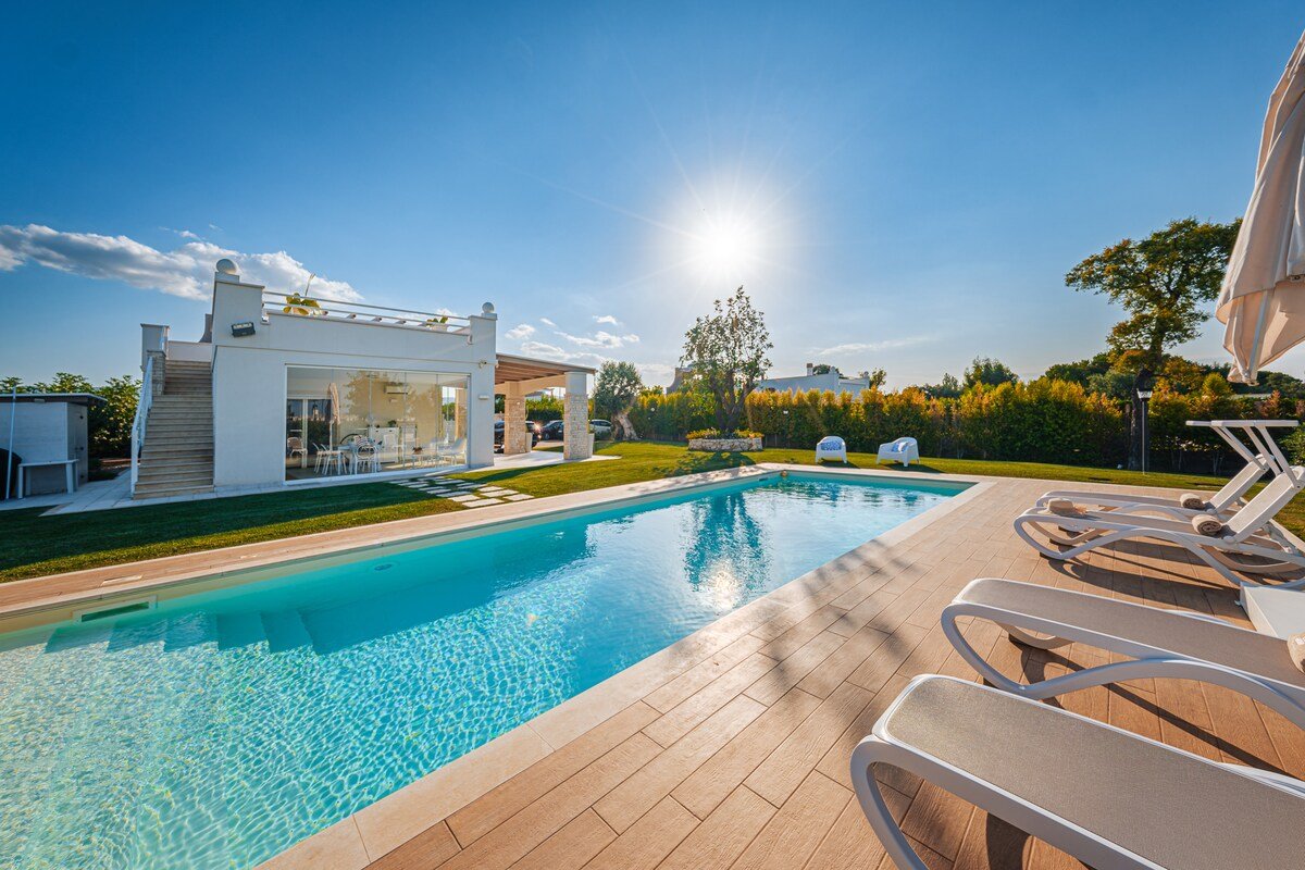 Villa Capitolo – Pool, Outdoor Kitchen, Top Beach gallery image 2