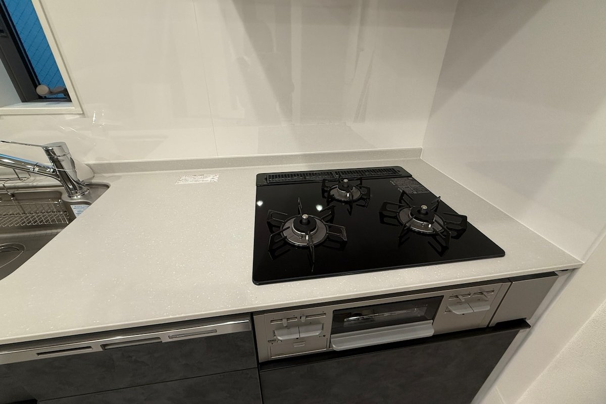 新宿駅徒歩１２分　歌舞伎町徒歩７分　無料駐車場付き（駐車場サイズ幅2100ｍｍ 高さ2400ｍｍ） gallery image 4