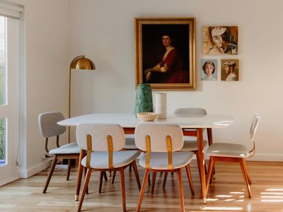 Darlington Mid-Century Charm