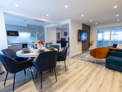 Luxury 3 Bed House Manchester Central Free Parking