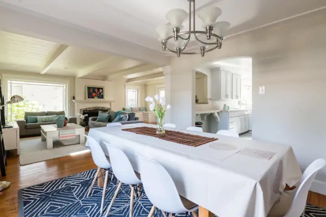 Spacious 7 bd w/ Casita and Pool near downtown gallery image 4