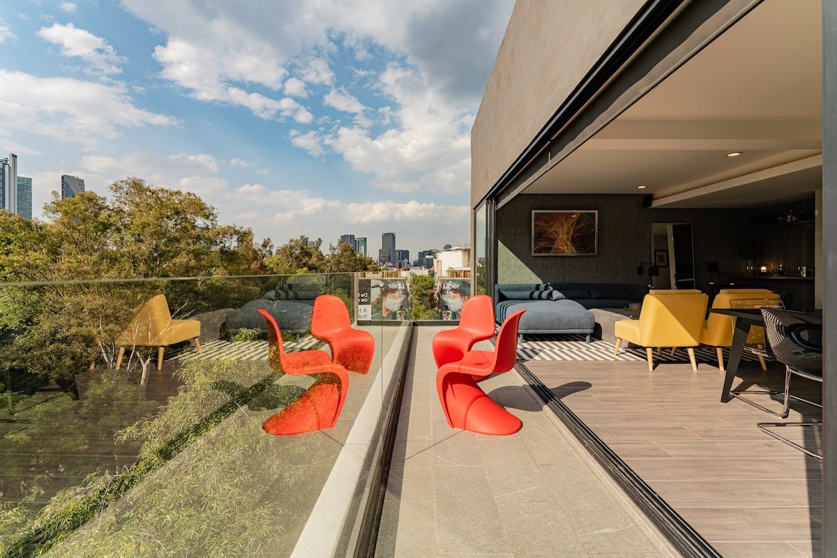 w/AC: Exquisite Heaven: Condesa PH w/Rooftop Gym gallery image 5