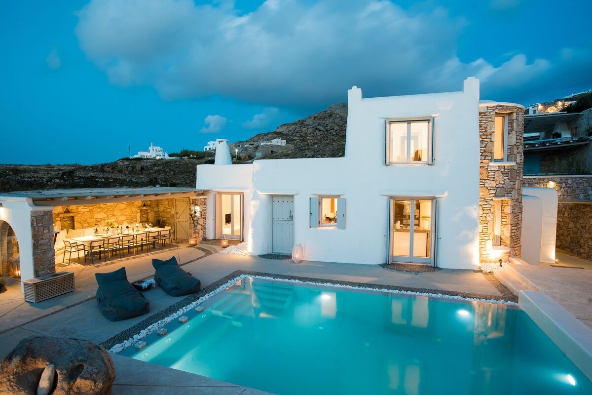 Mykonos Cloud White Villa gallery image 3