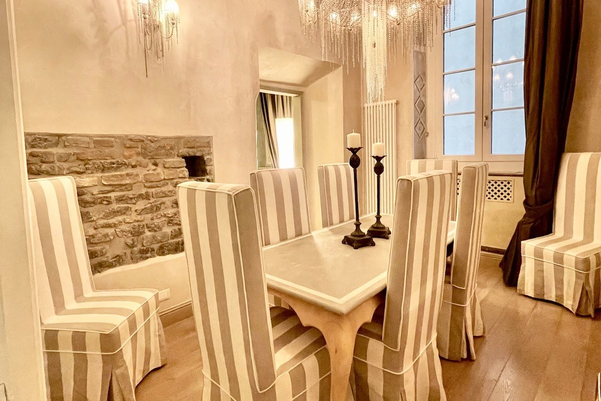 Victoria’s luxurious flat gallery image 3