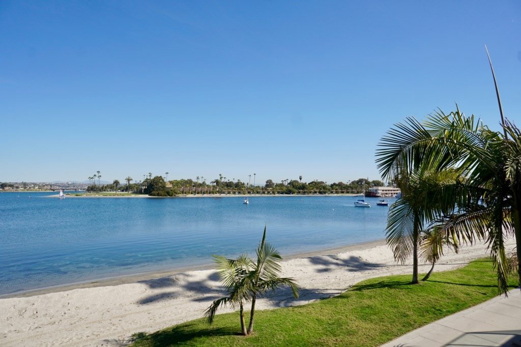 Casa Ballena, Luxury On The Bay! gallery image 4