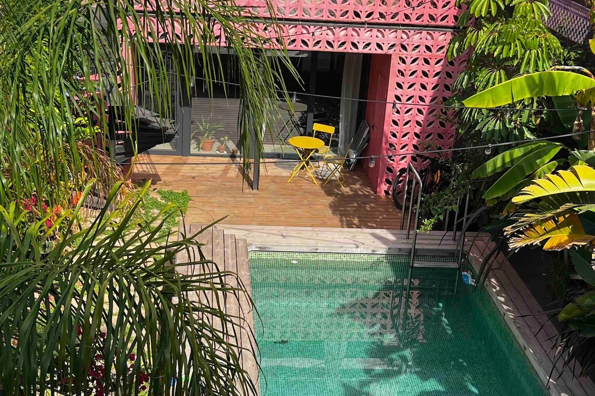 Close to beach in Cabanyal: Pool, Terrace, 2 bdr gallery image 2