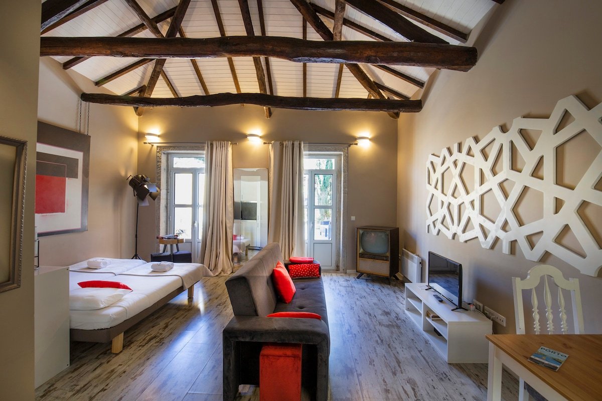 Cedofeita Village in Porto – Terraces and Garden gallery image 3