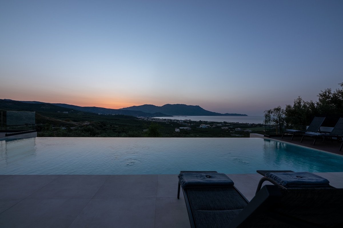 Villa Phos | Luxury, private pool&stunning seaview gallery image 5
