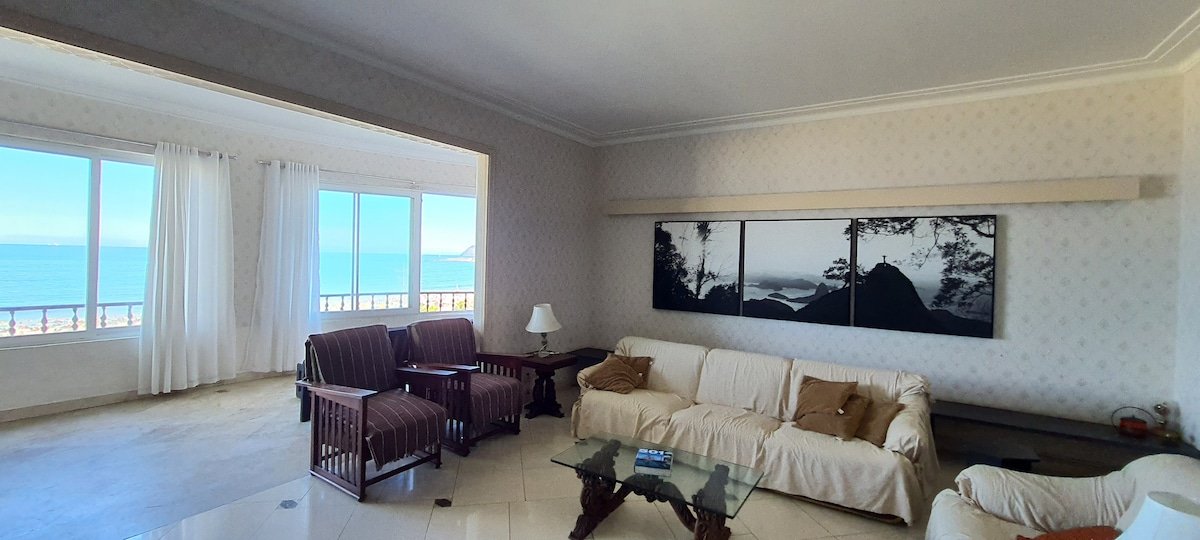 Vista Total da praia de Copacabana e Leme gallery image 2