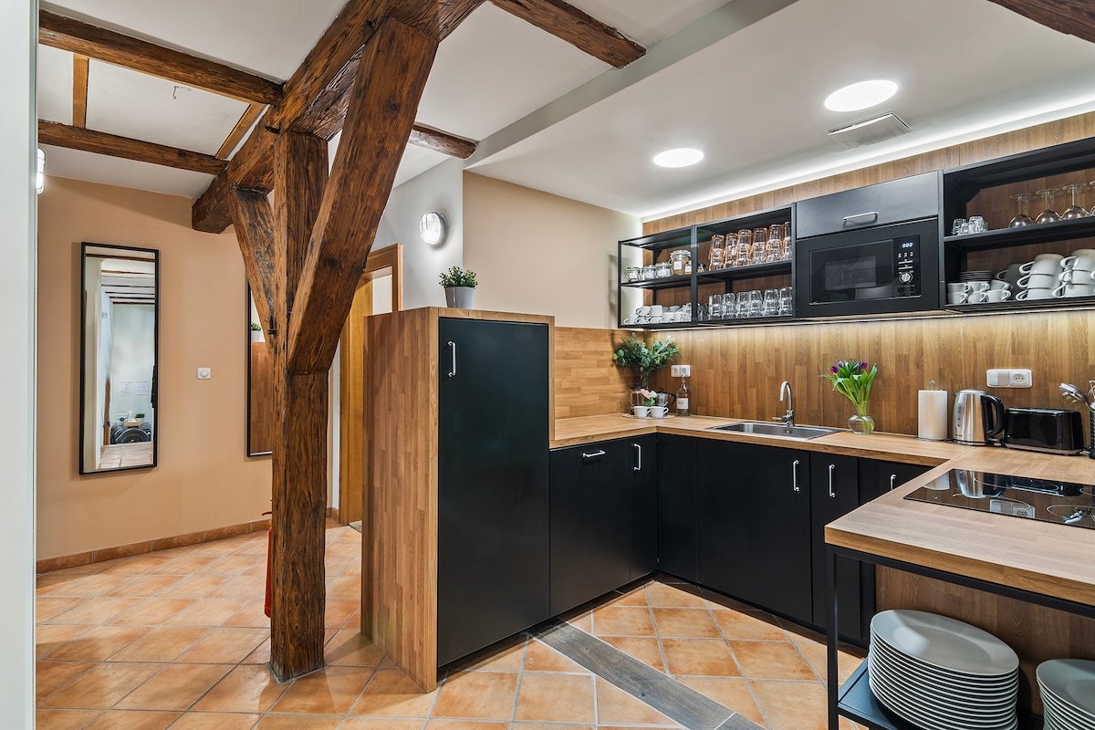 Charles Bridge Historical APT 3 by Michal&Friends gallery image 5