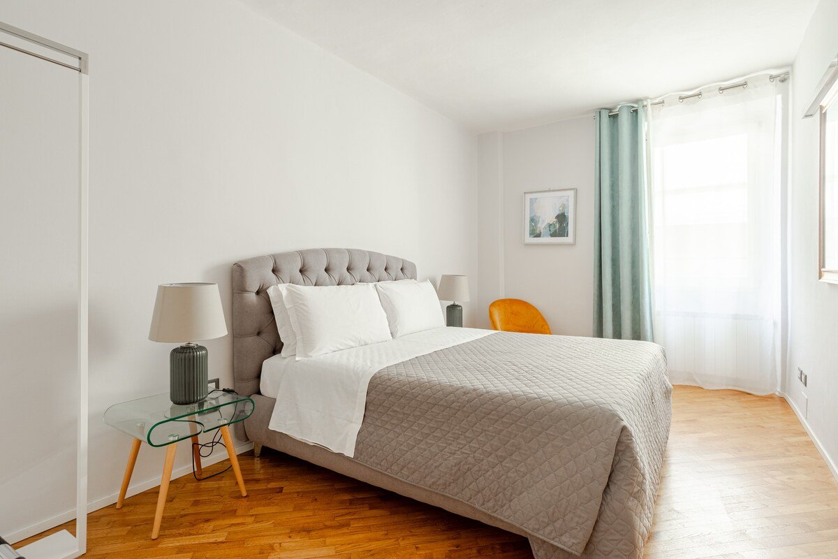 Signoria – Bellissimo attico con vista sui tetti gallery image 4