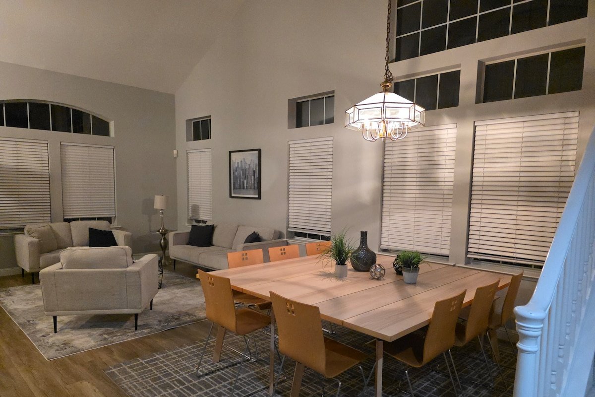 STN: Beautiful, Spacious 5 bd/3ba in San Jose gallery image 3