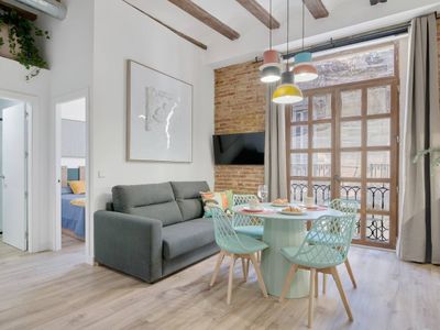 2 Bdr High Ceilings Flat in Old Town Torres Quart