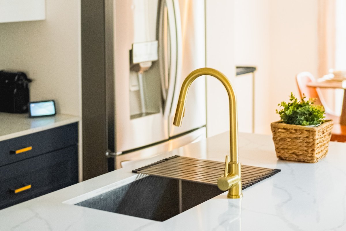 Maison Charlevoix – Luxury 3BR Condo on the Canal gallery image 5