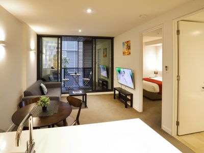 Location! Everything you need & walk to CBD