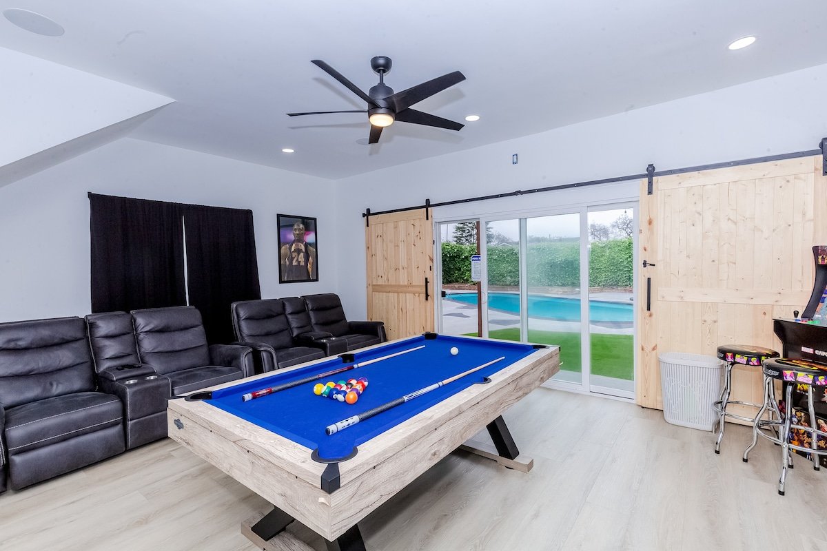 THE PerFect SPOT! 2 miles from SOFI & The FORUM gallery image 3